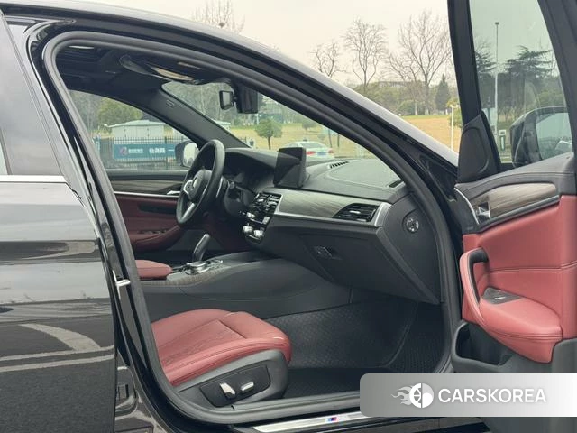 BMW 5 series id 4265209 из Китая 18
