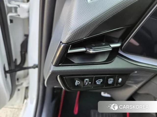 Kia Di Ol Nu Niro id 3042551 из Кореи 19