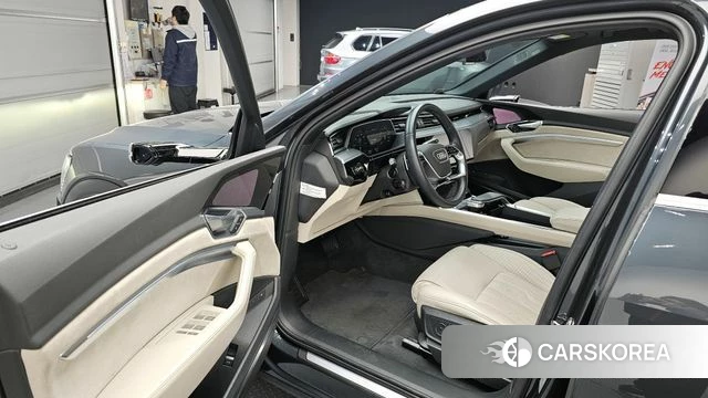 Audi e-Tron id 3843584 из Кореи 20