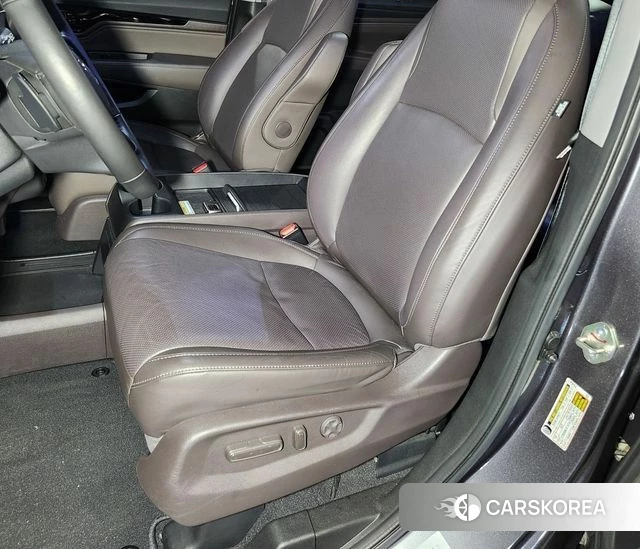 Honda Odyssey id 4680231 из Кореи 17