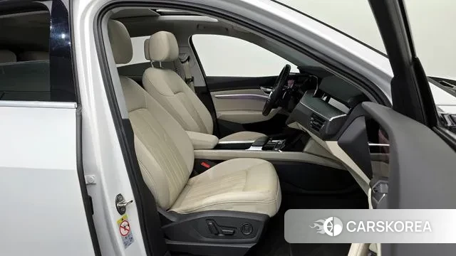 Audi e-Tron id 3258012 из Кореи 20