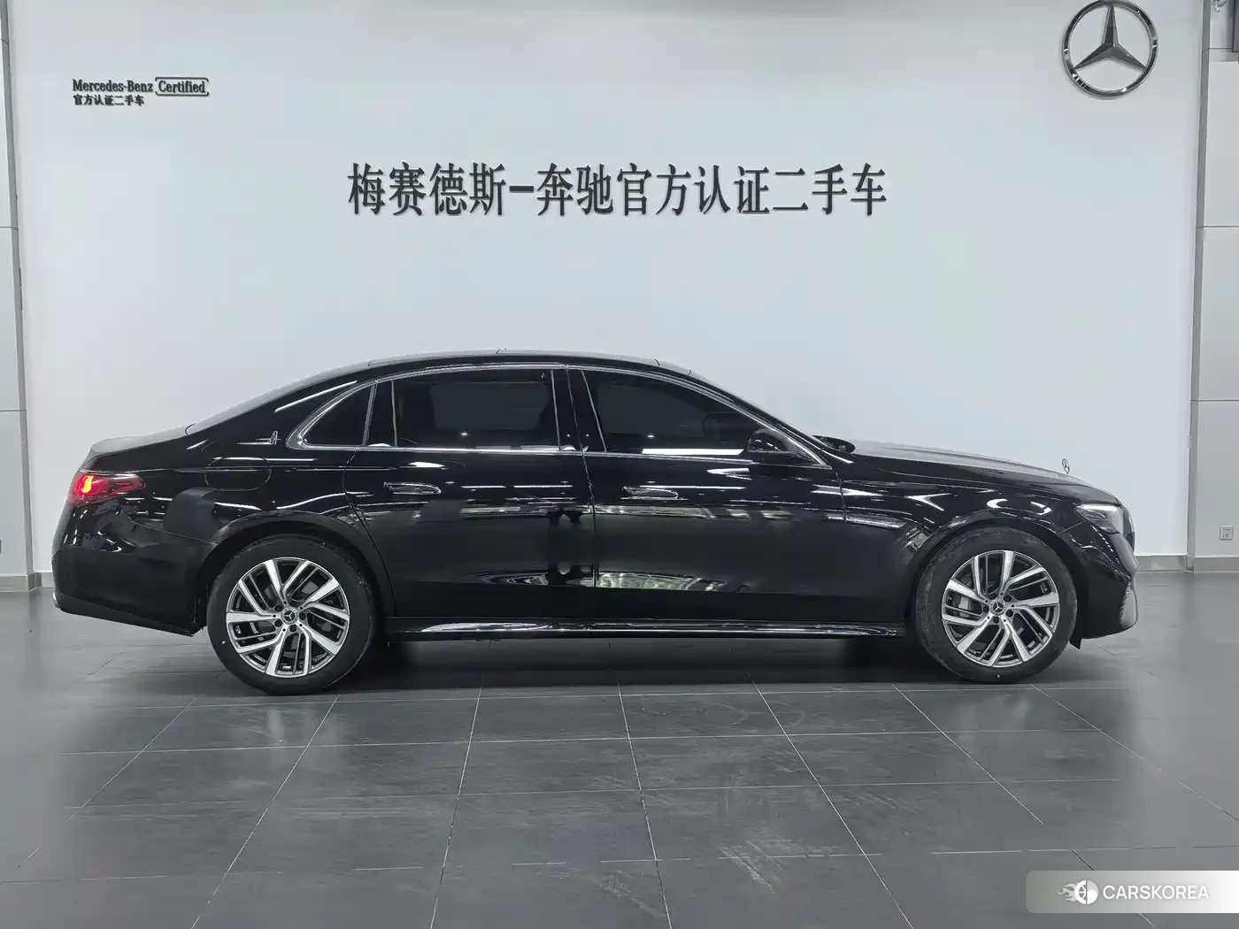 Mercedes-Benz E-Class id 4570716 из Китая 12