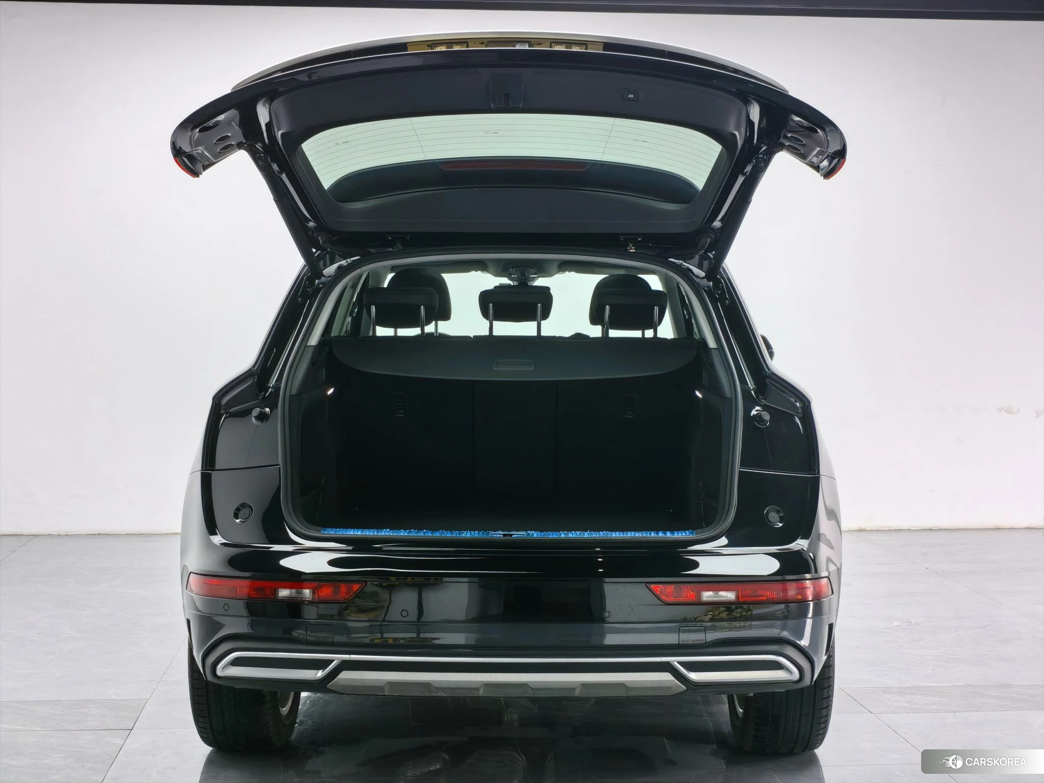 Audi Q5L id 4467542 из Китая 20