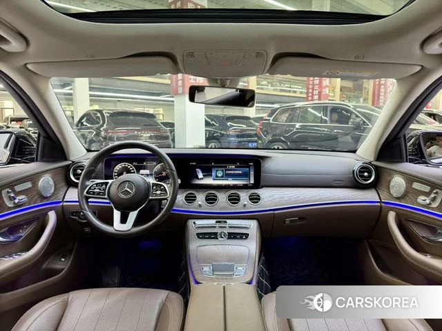 Mercedes-Benz E-class id 4221364 из Китая 14