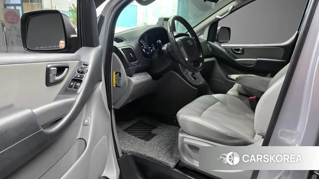 Hyundai The New Grand Starex id 4573536 из Кореи 32