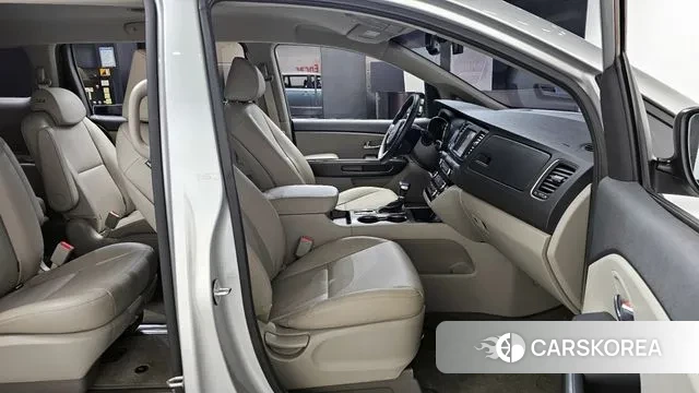 Kia The New Carnival id 3748338 из Кореи 20