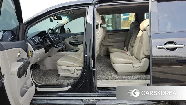 Kia The New Carnival id 3656423 из Кореи 20