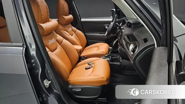 Jeep Renegade id 3739677 из Кореи 20