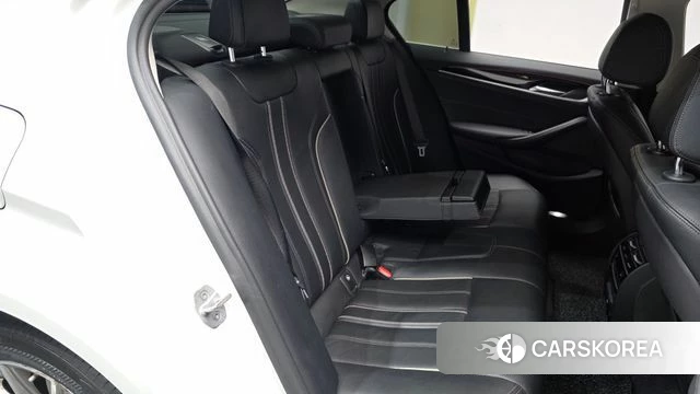 BMW 5 Series (G30) id 3911914 из Кореи 20