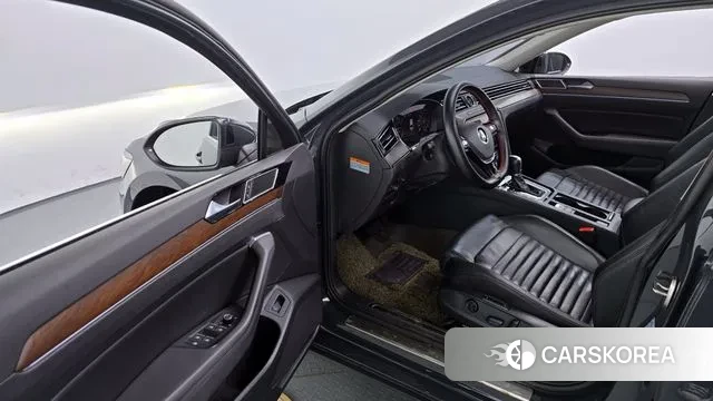 Volkswagen Passat GT (B8) id 3386213 из Кореи 20