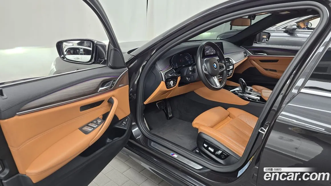 BMW 5 Series (G30) id 2088125 из Кореи 20