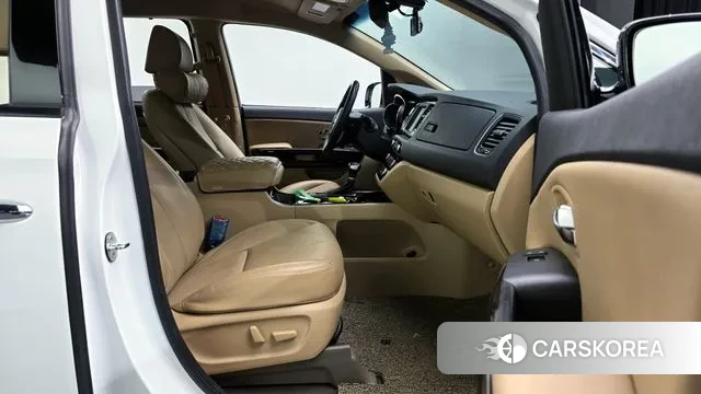 Kia The New Carnival id 3736338 из Кореи 20