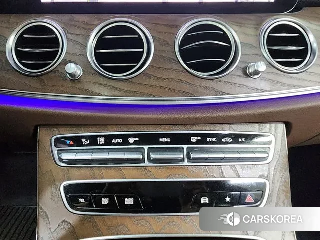 Mercedes-Benz E-Class W213 id 3098154 из Кореи 20