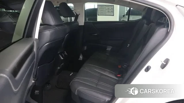 Lexus ES300h 7th generation id 3205647 из Кореи 17