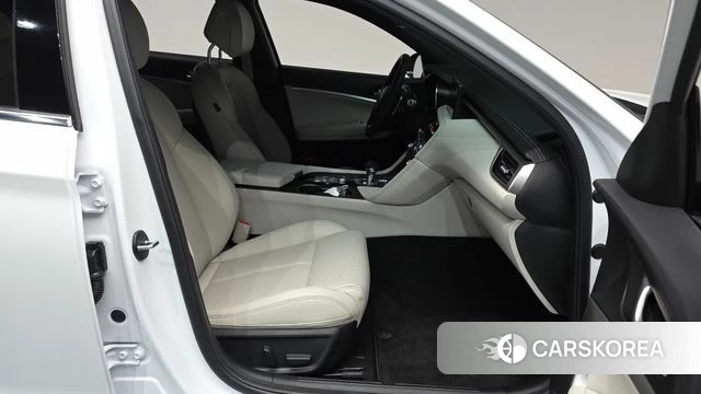 Genesis The New G70 id 3858856 из Кореи 20