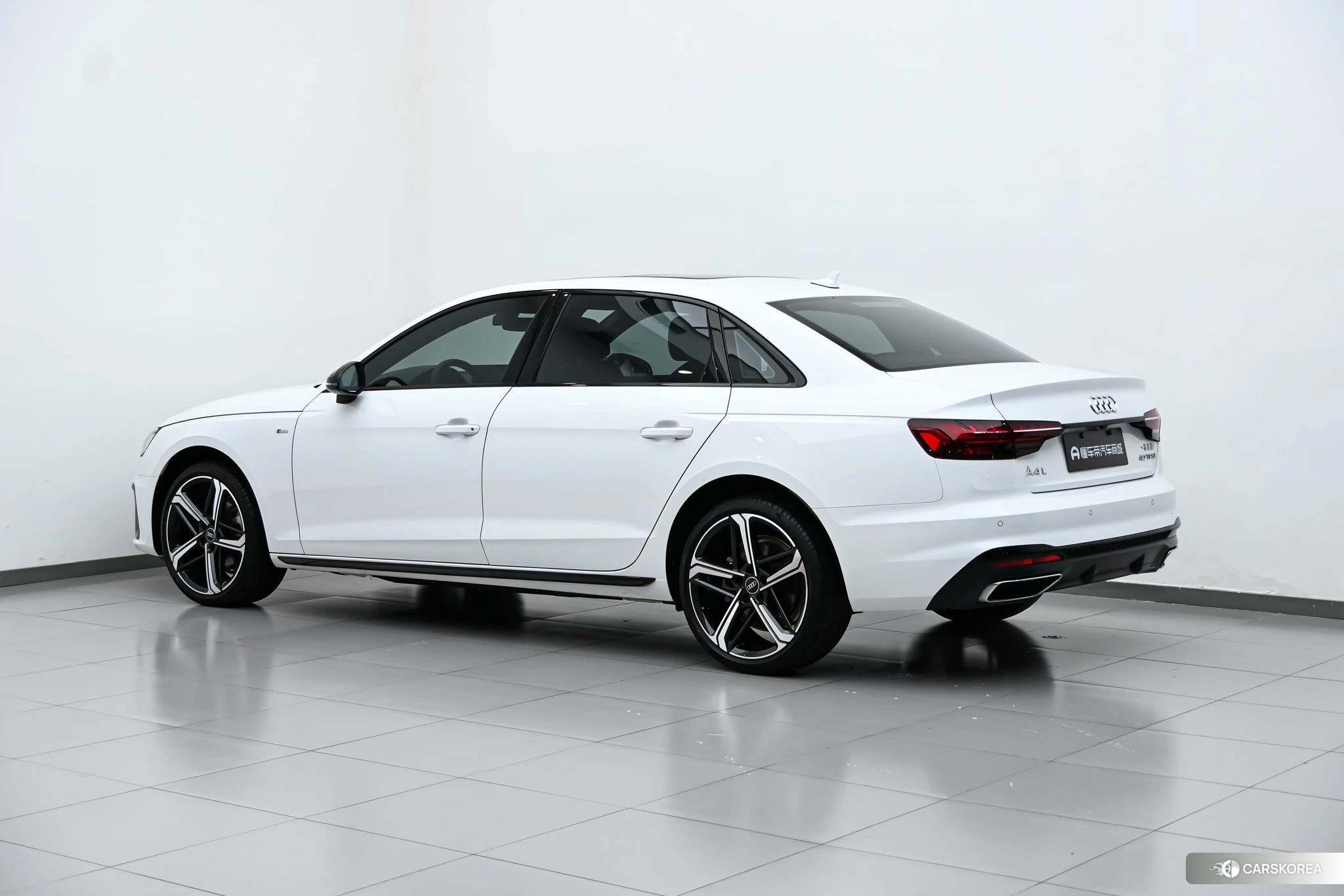 Audi A4L id 4479337 из Китая 20