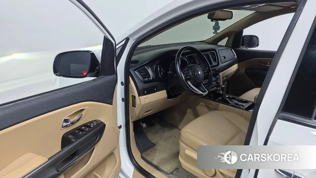 Kia The New Carnival id 4371387 из Кореи 20