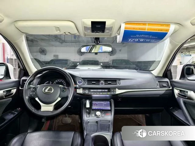 Lexus CT id 4221293 из Китая 21