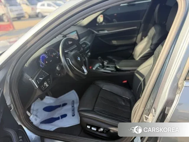 BMW 5 Series (G30) id 3593461 из Кореи 20