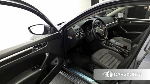Volkswagen The New Passat id 4318151 из Кореи 32