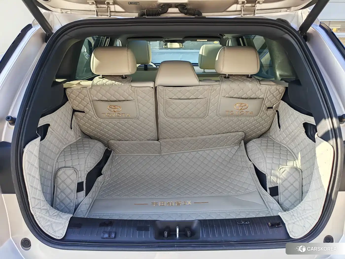 Toyota bZ3X id 4545903 из Китая 12