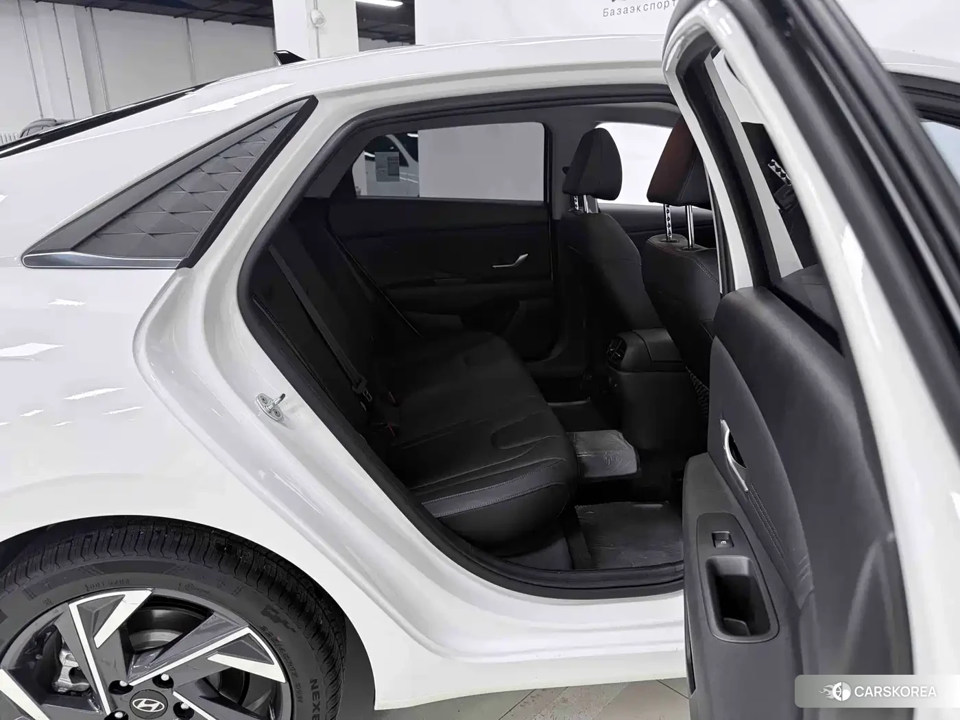 Hyundai Elantra id 4669435 из Китая 22