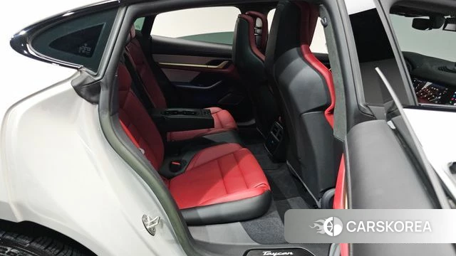 Porsche Taycan id 4201370 из Кореи 33