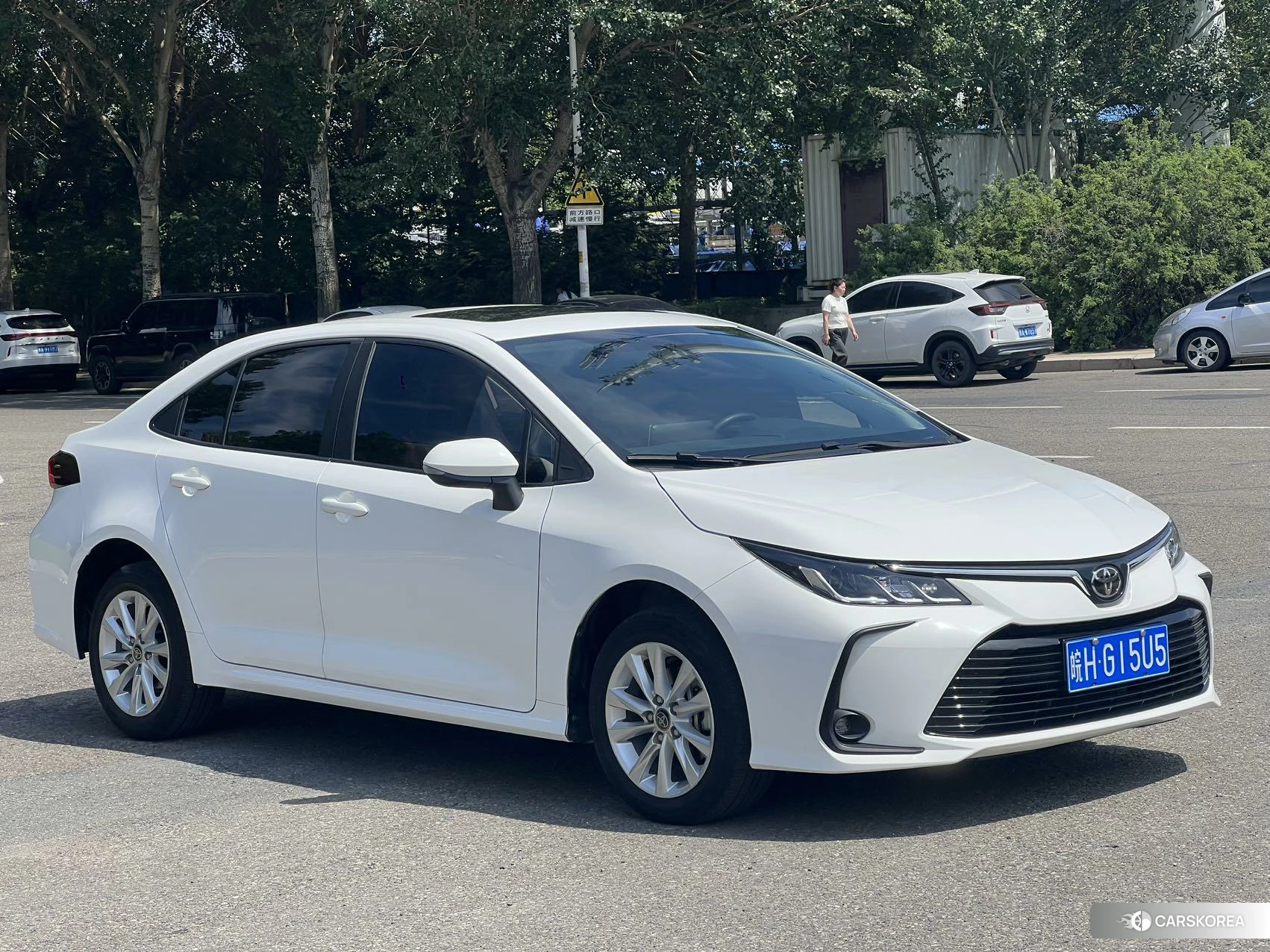 Toyota Corolla id 4498873 из Китая 12