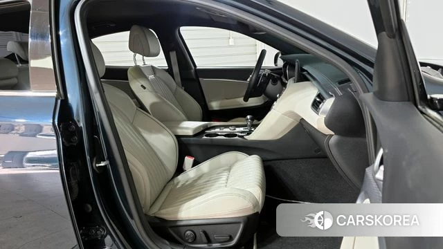 Genesis The New G70 id 4593566 из Кореи 31