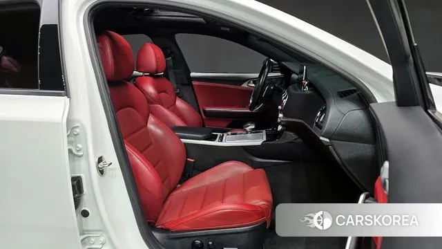 Kia Stinger id 3772542 из Кореи 20