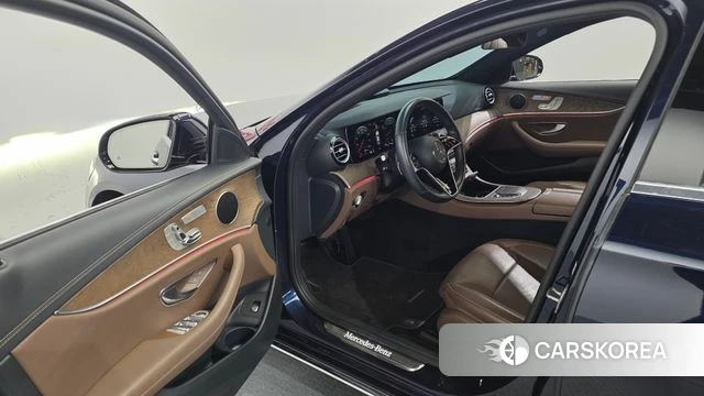 Mercedes-Benz E-Class W213 id 4415359 из Кореи 33
