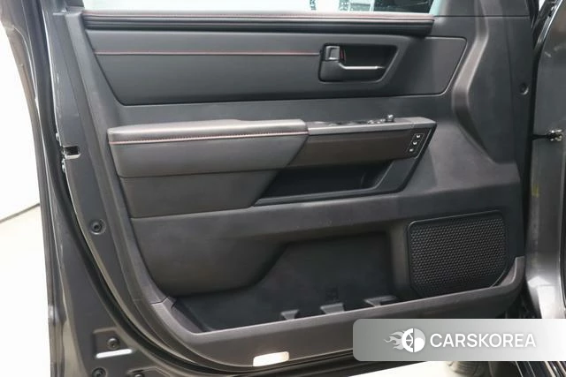 Toyota Sequoia id 4261889 из Китая 32