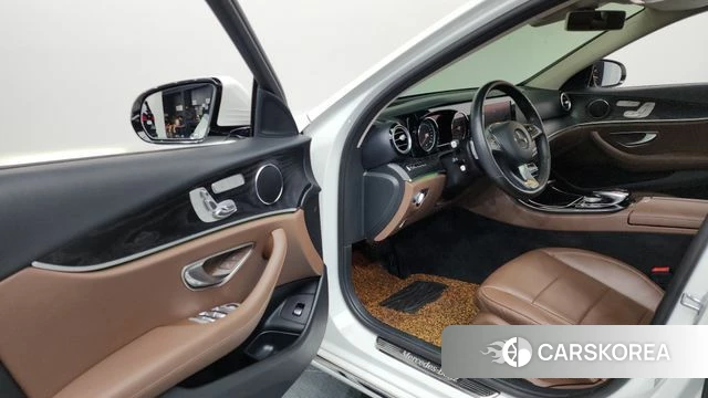 Mercedes-Benz E-Class W213 id 4770745 из Кореи 20