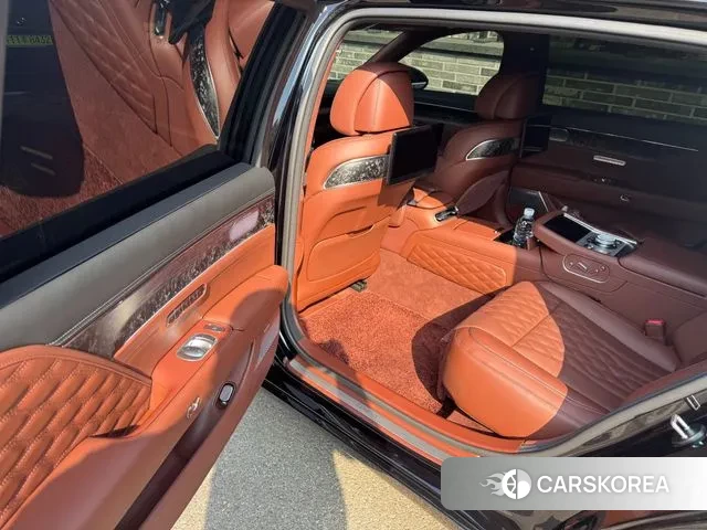 Genesis G90 (RS4) id 3763358 из Кореи 13