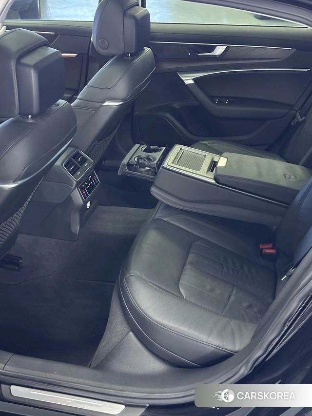 Audi A6L id 4240574 из Китая 33