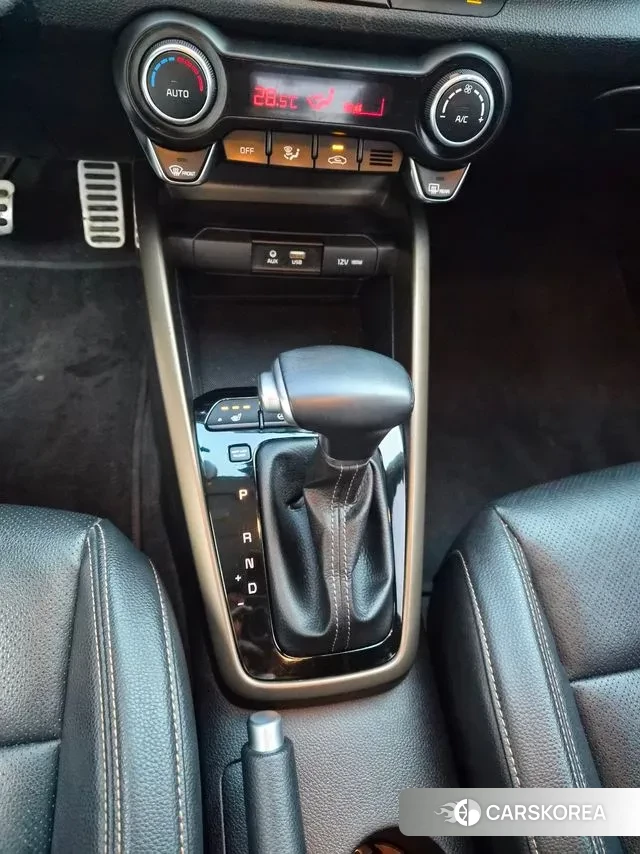 Kia Stonic id 3672875 из Кореи 16