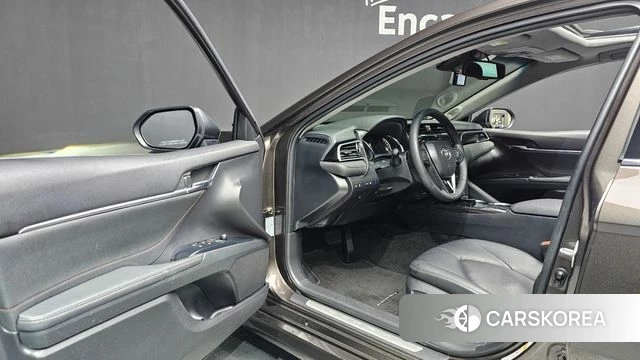 Toyota Camry (XV70) id 4785923 из Кореи 14
