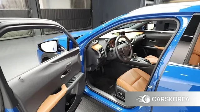 Lexus UX250h id 3611695 из Кореи 20