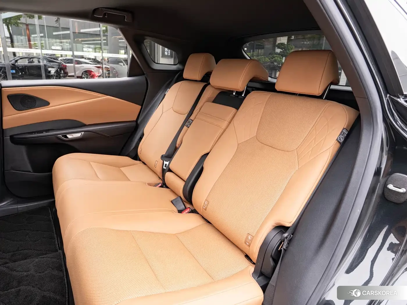 Lexus RX id 4600576 из Китая 19