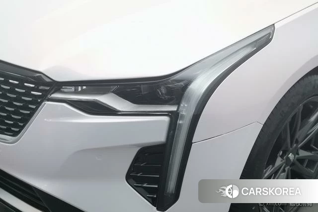 Cadillac CT4 id 4211543 из Китая 24