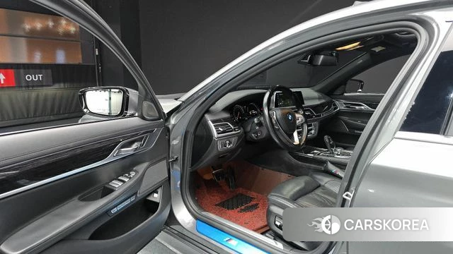 BMW 7 Series (G11) id 4225855 из Кореи 20