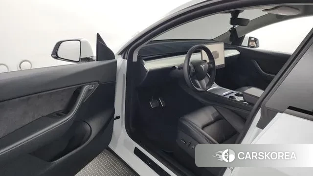 Tesla Model Y id 3032131 из Кореи 20