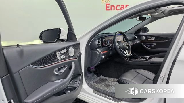 Mercedes-Benz E-Class W213 id 4651771 из Кореи 33