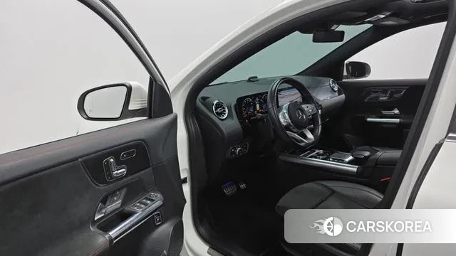 Mercedes-Benz GLA - Class H247 id 3530425 из Кореи 20