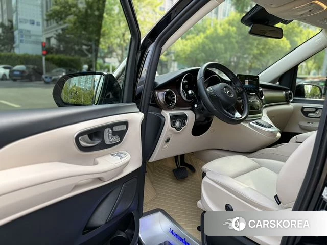 Mercedes-Benz V-class id 4271284 из Китая 33