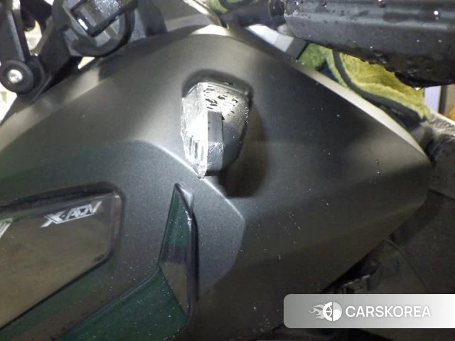 Honda X-ADV 750 id 3949937 из Японии 34