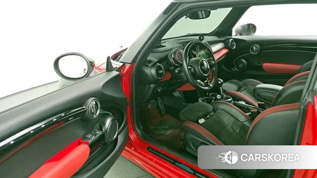 Mini Cooper S id 3631881 из Кореи 20