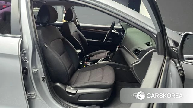 Hyundai The New Avante AD id 3936402 из Кореи 20