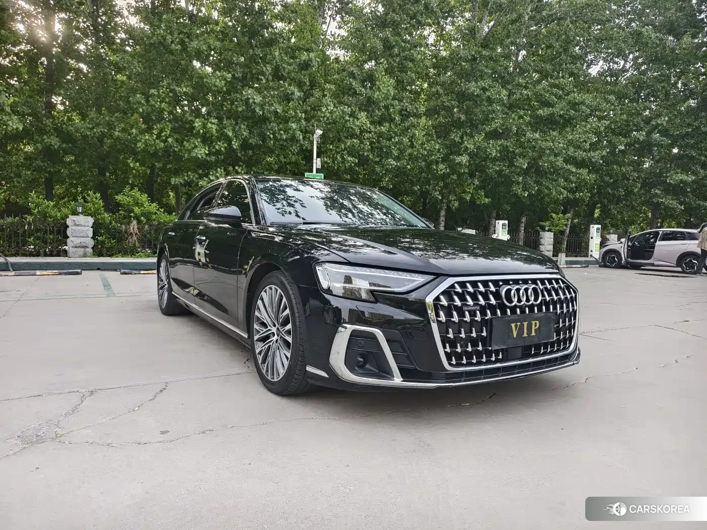 Audi A8 id 4589417 из Китая 13