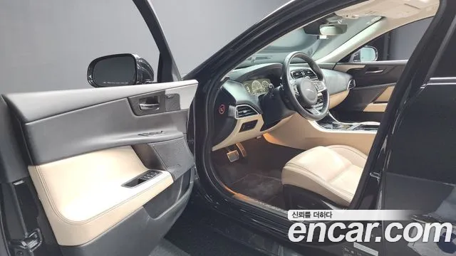 Jaguar XE id 2659886 из Кореи 20